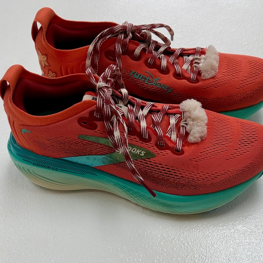 Brooks runDisney Moana - Adrenaline GTS 25 - Women's